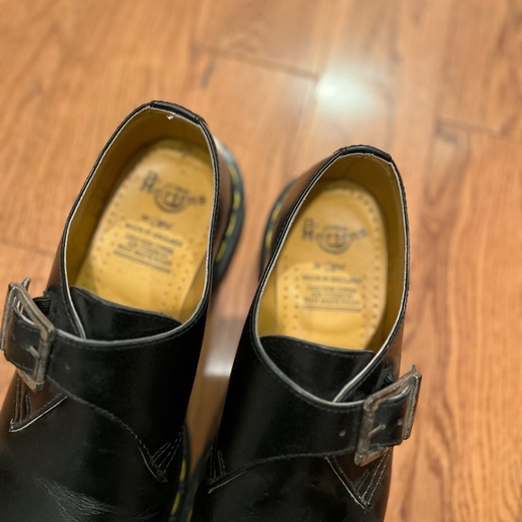 Dr. Marten’s women’s buckle shoe size 5 - Picture 3 of 6